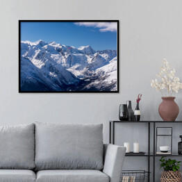 Plakat w ramie Ośnieżone szczyty Dombai, Kaukaz, Rosja