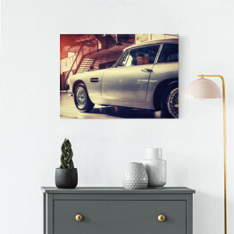 Obraz na płótnie Piękny srebrny retro samochód na pokazie