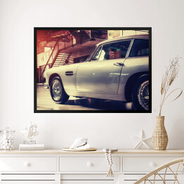 Obraz w ramie Piękny srebrny retro samochód na pokazie
