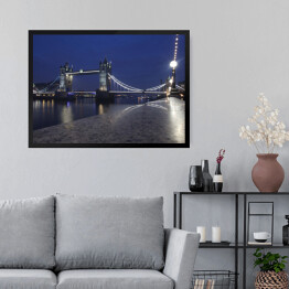Obraz w ramie Tower Bridge w nocy, Londyn, Wielka Brytania