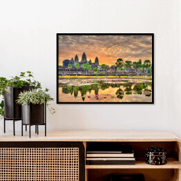 Plakat w ramie Wschód słońca w ciepłych barwach nad Angkor Wat