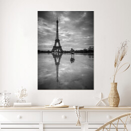 Plakat samoprzylepny Spacer po Paryżu. Widok na Wieżę Eiffla z Trocadero