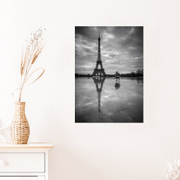 Plakat samoprzylepny Spacer po Paryżu. Widok na Wieżę Eiffla z Trocadero