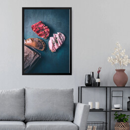 Obraz w ramie Rustykalny chleb ze świeżym salami chorizo ​​i mortadeli