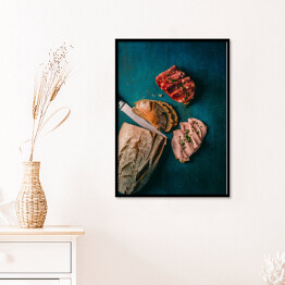 Plakat w ramie Rustykalny chleb ze świeżym salami i chorizo ​​