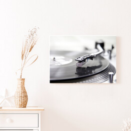Obraz na płótnie Gramofon z płytą winylową w odcieniach szarości