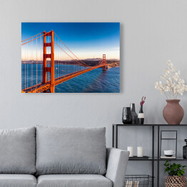 Obraz na płótnie Most Golden Gate na tle błękitu wody i nieba