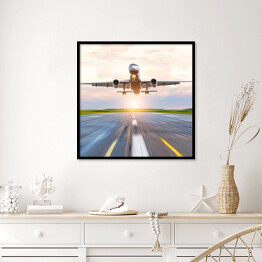 Plakat w ramie Samolotowa zwiększający prędkość na pasie startowym o świcie