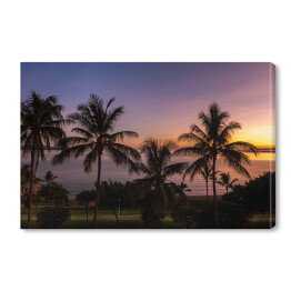 Obraz na płótnie Tropikalna plaża Strand o wschodzie słońca, Townsville, Australia