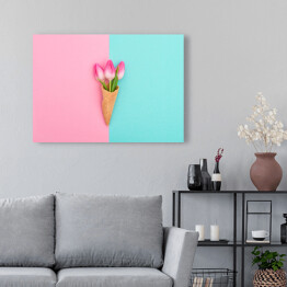 Obraz na płótnie Tulipanowy rożek waflowy na pastelowym tle