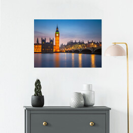 Plakat samoprzylepny Big Ben i Most Westminster w półmroku w Londynie