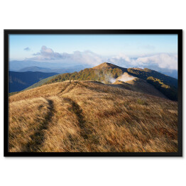 Plakat w ramie Jesienny krajobraz z drogą w górach