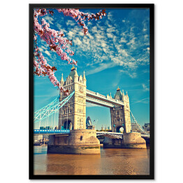 Plakat w ramie Tower Bridge w Londynie wiosną