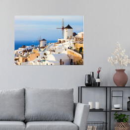 Plakat samoprzylepny Bezchmurne niebo nad wiatrakami na wyspie Santorini