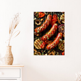 Plakat samoprzylepny Grillowane kiełbaski i warzywa z dodatkiem przypraw i świeżych ziół