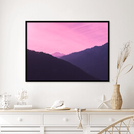 Plakat w ramie Różowe niebo nad kolorowymi warstwami gór Sierra Nevada 