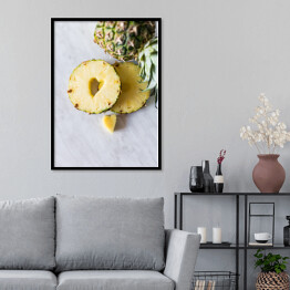 Plakat w ramie Ananas i jego plaster z wyciętym kształtem serca