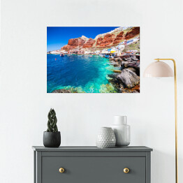 Plakat Plaża przy Santorini z turkusową wodą
