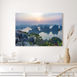 Obraz na płótnie Góry Bai Tho w zatoce Halong, Wietnam