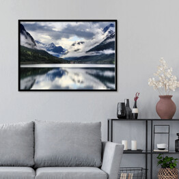 Plakat w ramie Pochmurne niebo nad jeziorem, Norwegia