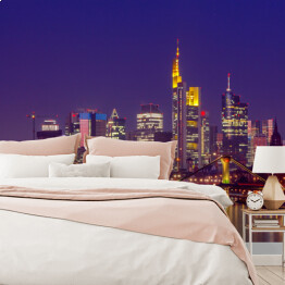 Fototapeta Panorama Frankfurtu nocą z widokiem na drapacze chmur w centrum miasta