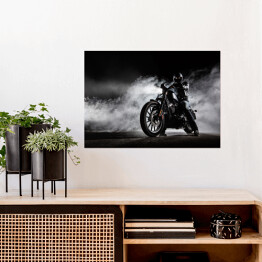 Plakat samoprzylepny Motocykl na tle burzowego nieba