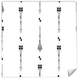 Tapeta w rolce Wzór z dekoracyjnymi strzałami i czarnymi trójkątami na białym tle