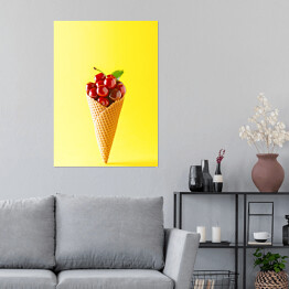 Plakat samoprzylepny Świeża wiśnia w rożku waflowym