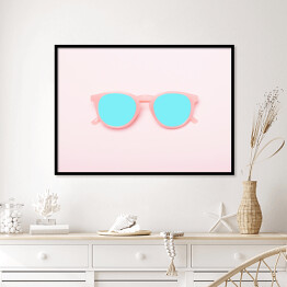 Plakat w ramie Stylowe wakacyjne okulary na różowym tle