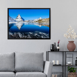 Obraz w ramie Odbicie Matterhorn w jeziorze