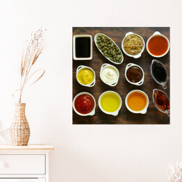 Plakat samoprzylepny Różne rodzaje sosów i olejów w miskach