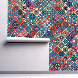 Tapeta samoprzylepna w rolce Ornamenty na tle kolorowych kwadratów