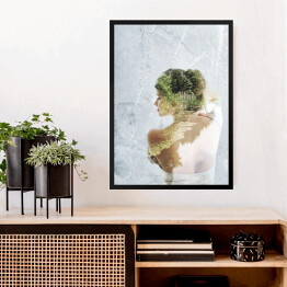 Obraz w ramie Podwójna ekspozycja portretu dziewczyny i zielonego krajobrazu