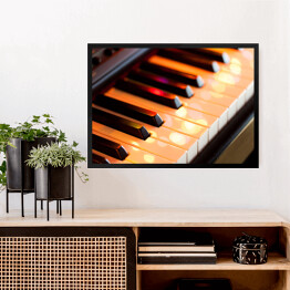 Obraz w ramie Klawisze fortepianowe z kolorowymi światłami