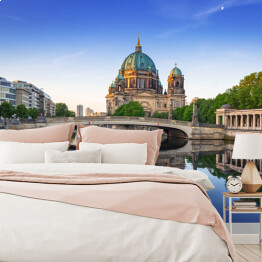 Fototapeta Berlińska Katedra - odzwierciedlenie w rzece, Niemcy