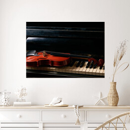 Plakat Klasyczne skrzypce na klawiszach fortepianu