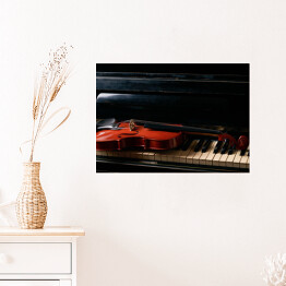 Plakat samoprzylepny Klasyczne skrzypce na klawiszach fortepianu