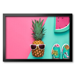 Obraz w ramie Ananas w okularach na kolorowym tle