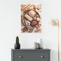 Plakat samoprzylepny Kosz ze świeżym pieczywem na drewnianym stole