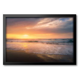 Obraz w ramie Brzeg plaży o zachodzie słońca