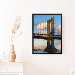 Obraz w ramie Most na tle chmur podczas zmierzchu, Nowy Jork