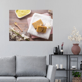 Plakat samoprzylepny Zestaw spa - naturalne mydło, żółta sól i biała orchidea na drewnianym tle 