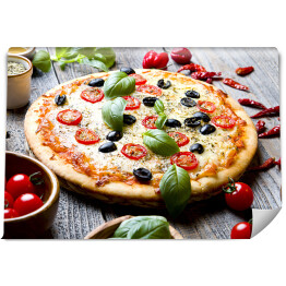 Fototapeta Pyszna pizza ze świeżą bazylią