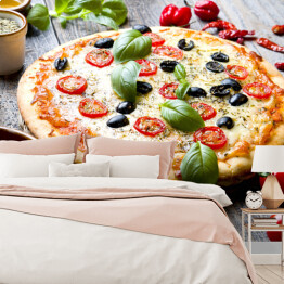 Fototapeta Pyszna pizza ze świeżą bazylią