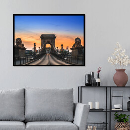 Plakat w ramie Łańcuszkowy most w Budapeszcie o wschodzie słońca