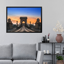 Obraz w ramie Łańcuszkowy most w Budapeszcie o wschodzie słońca