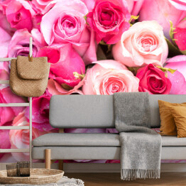 Fototapeta Róże w intensywnych odcieniach różu i fioletu
