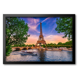 Obraz w ramie Paryska wieża Eiffla i rzeka - zmierzch w Paryżu, Francja