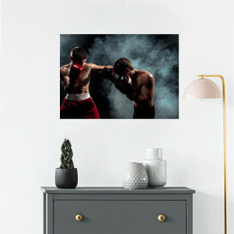 Plakat Dwóch profesjonalnych bokserów na czarnym przydymionym tle 