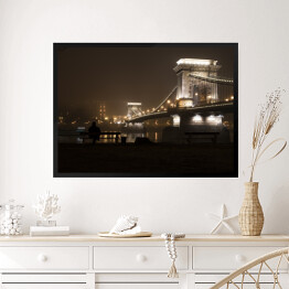 Obraz w ramie Most w Budapeszcie późnym wieczorem
